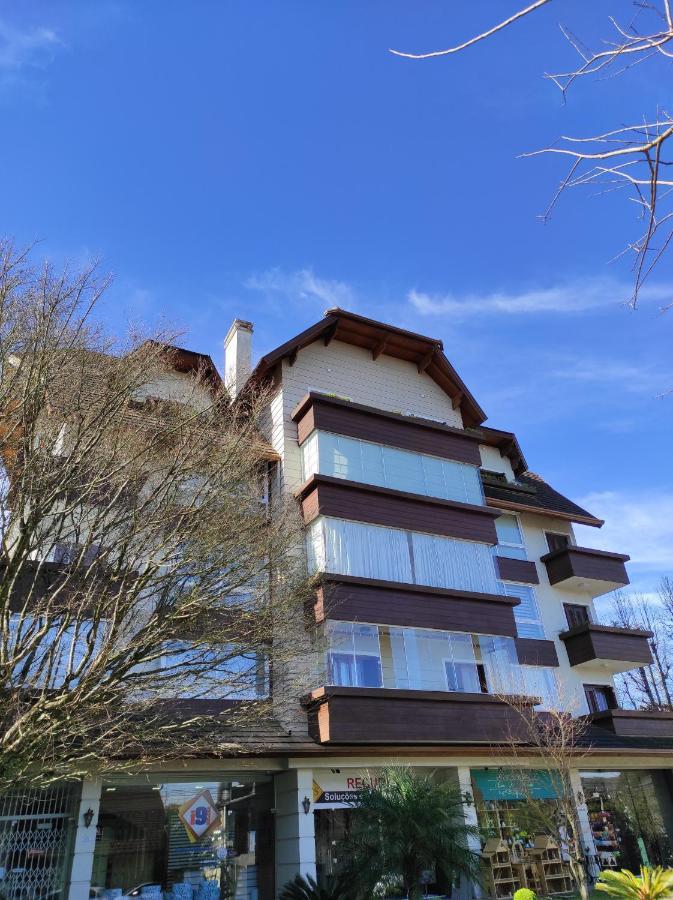 Gramado Top Centro Esterno foto
